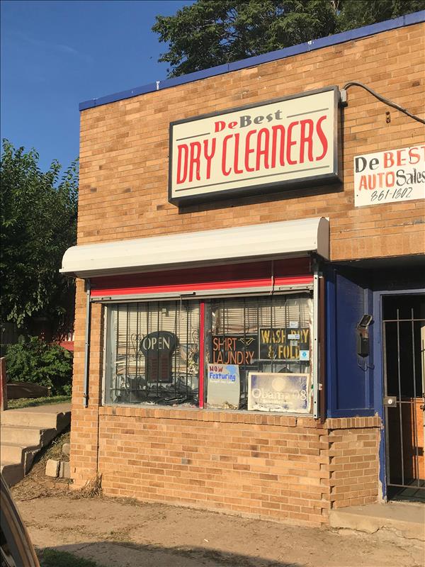 De Best Laundry & Dry Cleaning Kansas City, MO